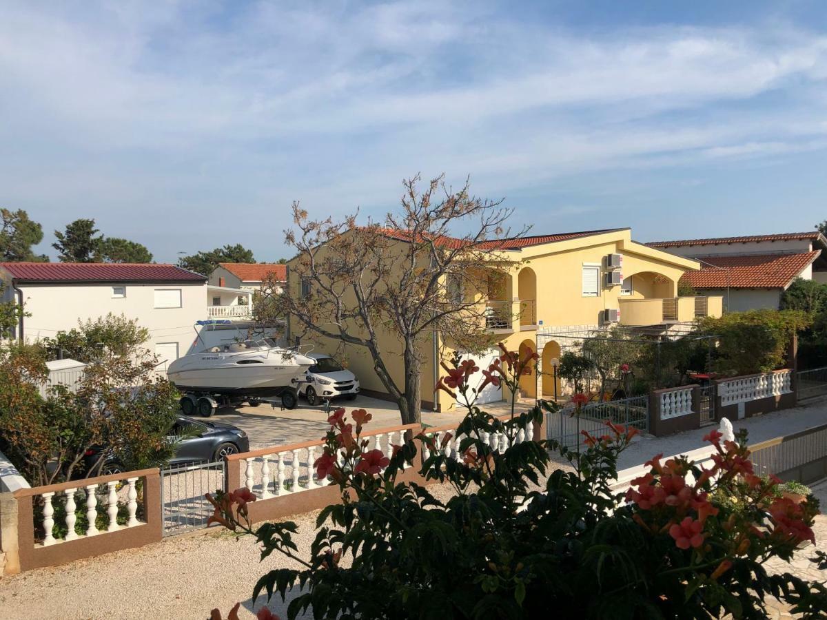 Casa Rada Apartment Vir Exterior photo