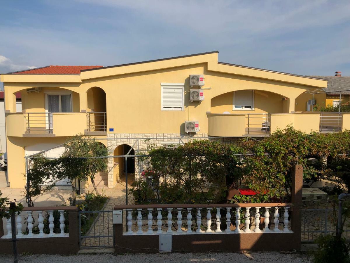 Casa Rada Apartment Vir Exterior photo